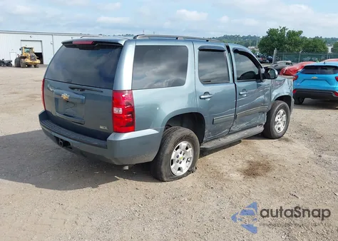 2010 Chevrolet Tahoe Ls z USA, uszkodzony, nr VIN 1GNUKAE05AR222936